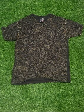 Vintage Top Heavy Black Graphic Skull T-Shirt Large